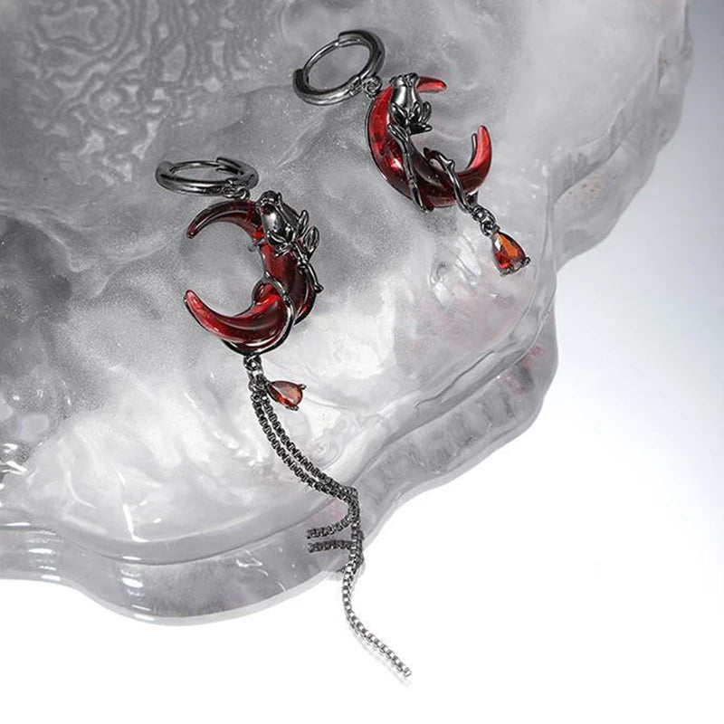Red Moon Gem Asymmetric Earrings Personality Hip-pop Gothic Dark Ear Pendants Tassel Chain Eardrop Ear Buckle Jewelry Accessory