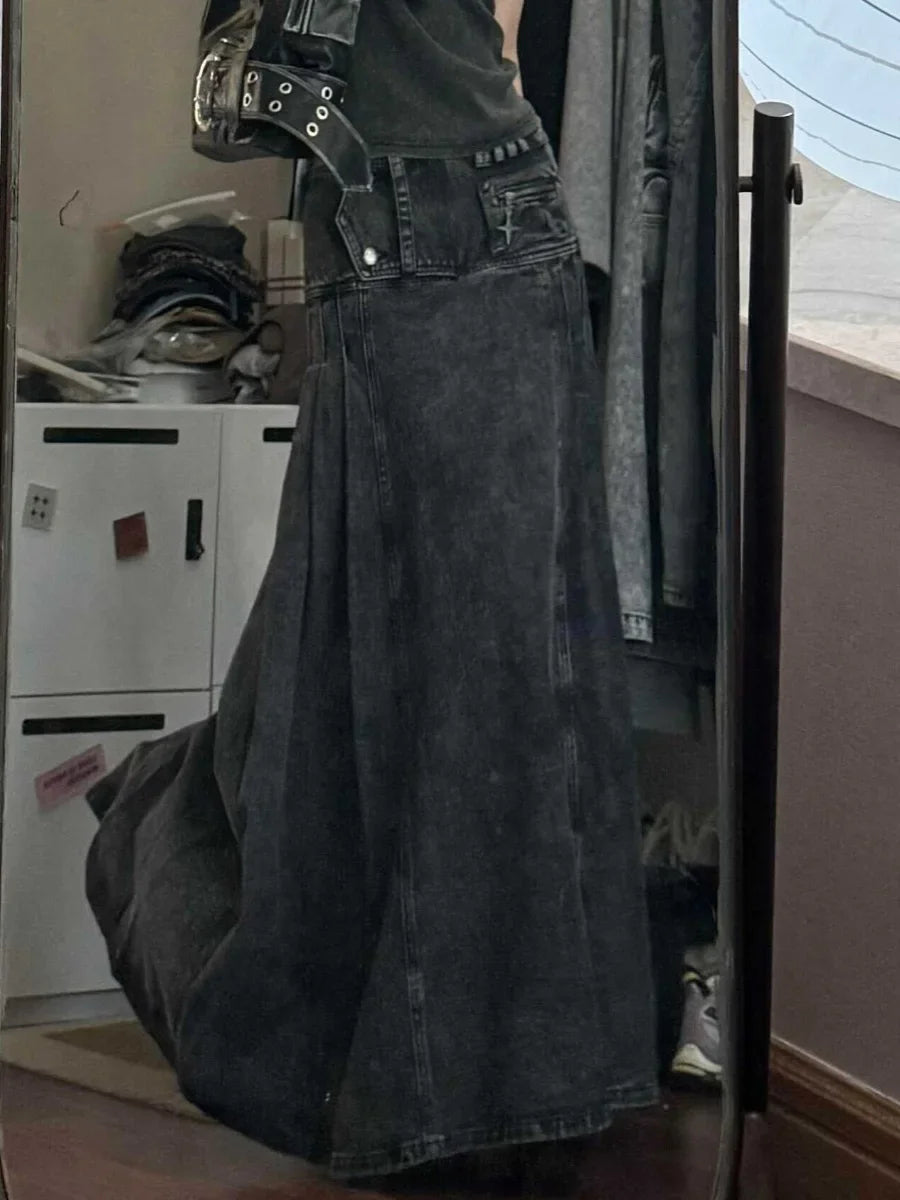 Women's Black Gothic A-line Skirt Vintage Fashion Aesthetic Y2k Emo Oversize Long Skirt Harajuku Korean Emo Skirt 2000s Clothes