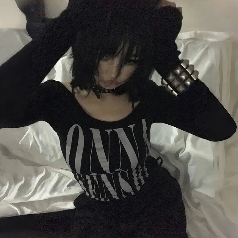 Karrcat Grunge Aesthetics Letter Print Crop Top Trashy Y2k Style Long Sleeve T-shirt Gothic Black Irregular Tops Vintage Punk